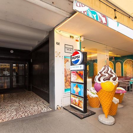 Royalty Apt With City Views On Calea Victoriei Bucureşti Exterior foto