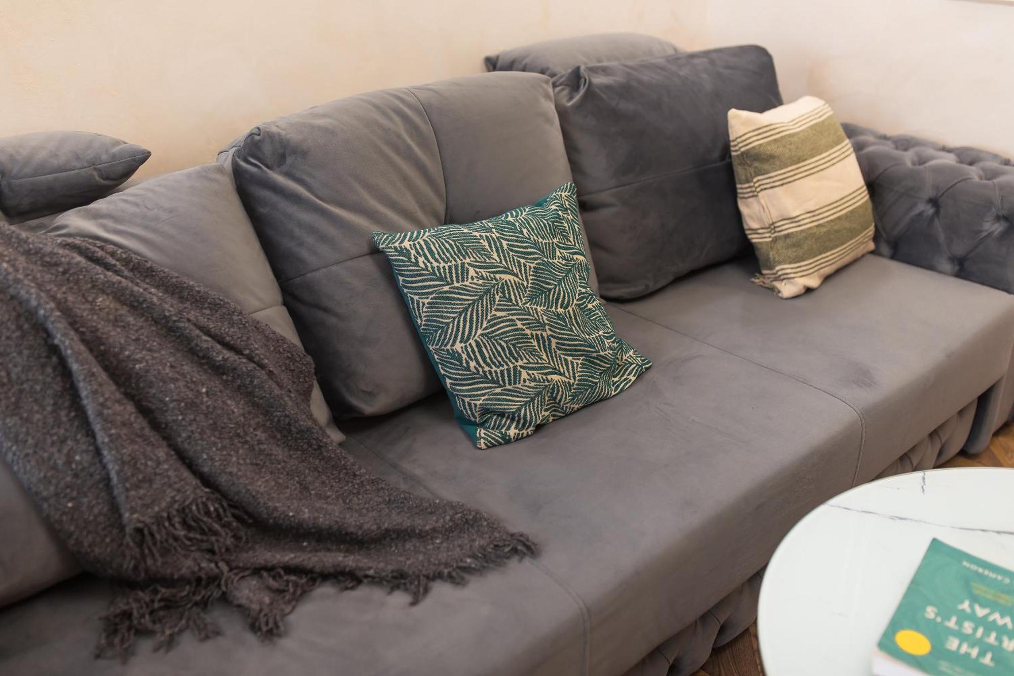 Royalty Apt With City Views On Calea Victoriei Bucureşti Exterior foto
